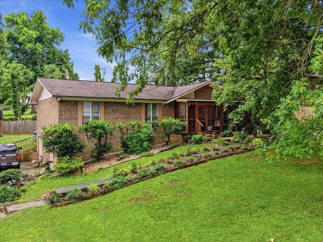 6153 Silver Fox Trail