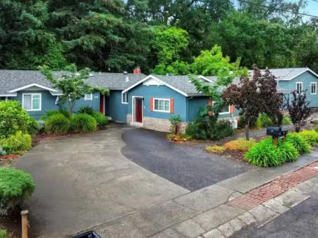615 ANTONIO ST, CLOVERDALE, CA 95425