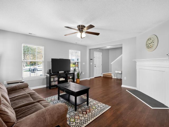 615 Eldredge Court