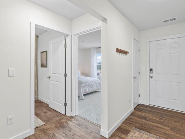 615 Fox Den Circle