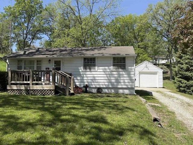 615 Main St, Louisville, NE 68037