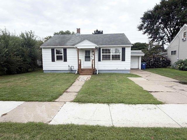 615 N 10th Ave, Wausau, WI 54401