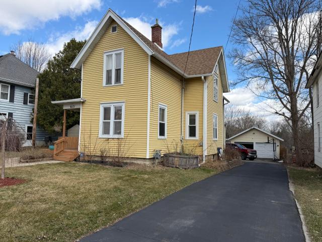 615 S Spring St, Beaver Dam, WI 53916 | MLS #1955