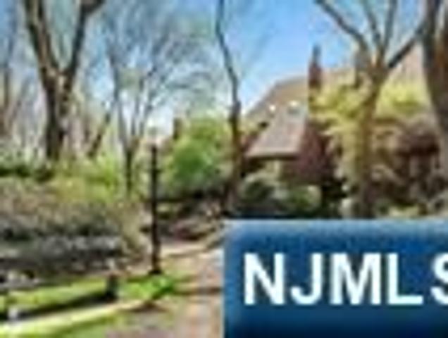 615 Sanderling Court Unit# 615, Secaucus, US, NJ