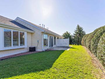 615 Shah Ave, Fort Atkinson, WI 53538 | MLS #2020