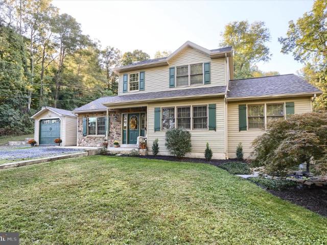 615 Singer Lane