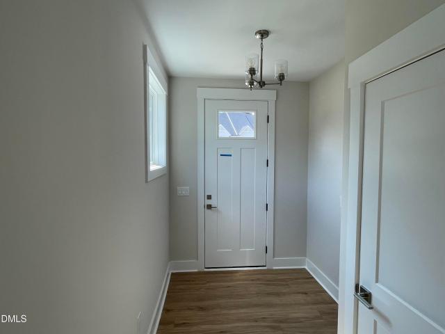 615 W Cable Court