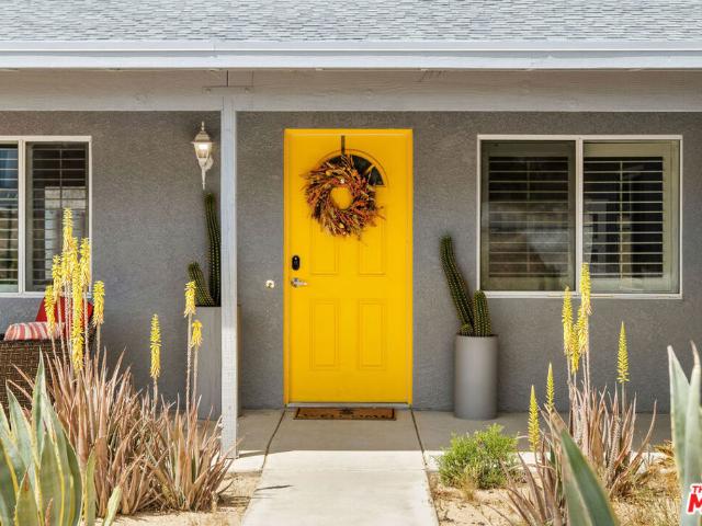 61602 La Jolla Drive