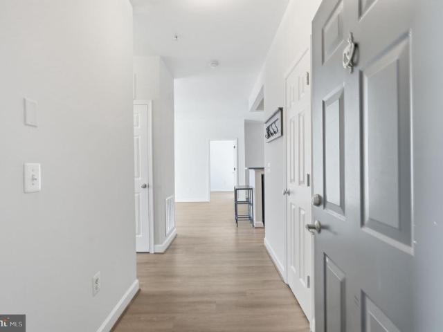 6161 Willow Place # 308