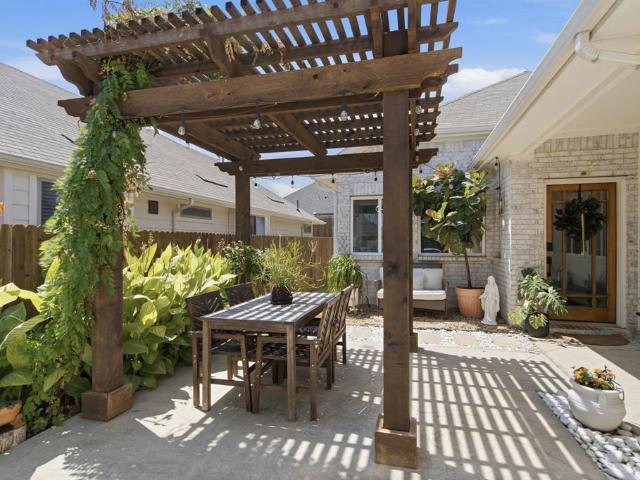 616 Coleman Street