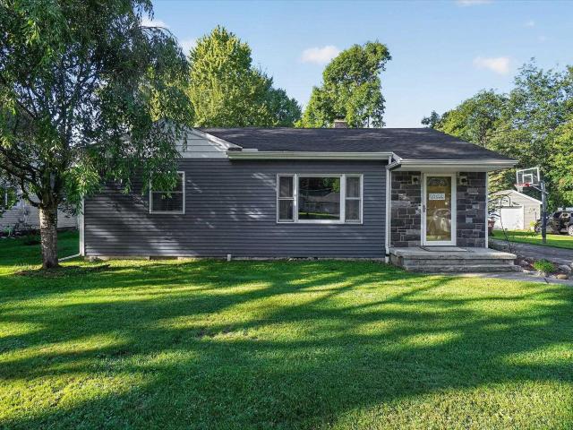 616 E Grand River Road