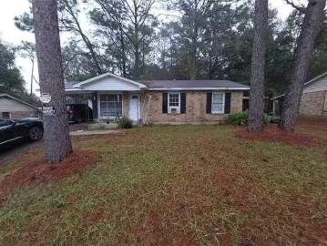 616 MASTERSON AVE, CHICKASAW, AL 36611