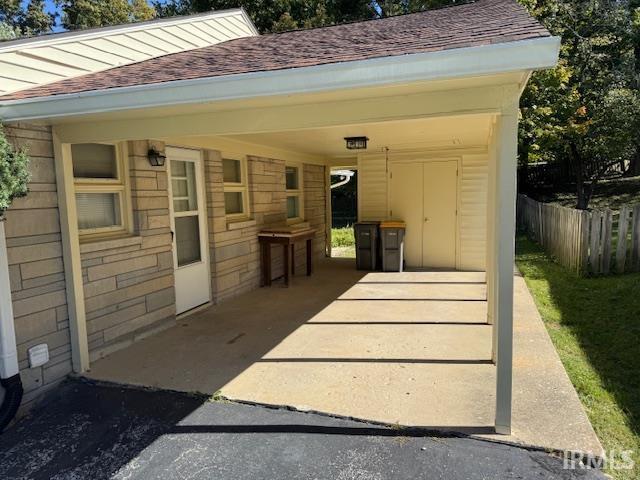 619 S Eastside Drive