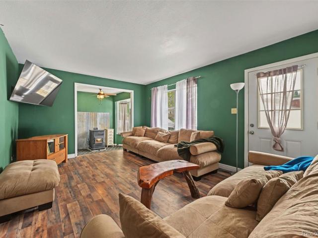 616 W 8th Street