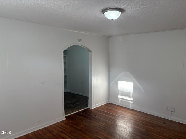 616 W Markham Avenue