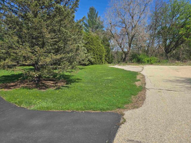 6174 Carlsburg Court