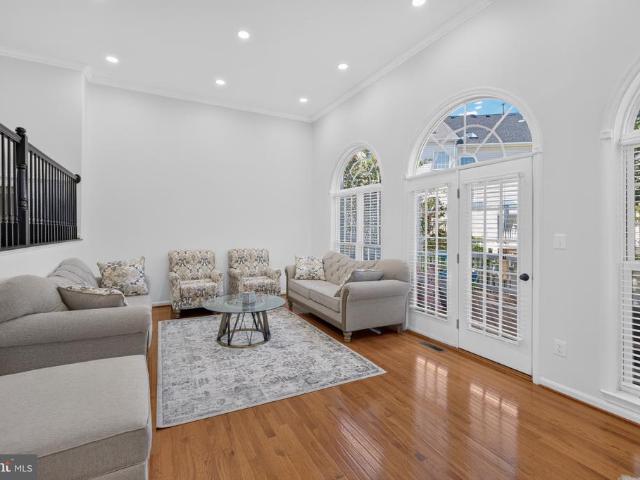6175 Toledo Place