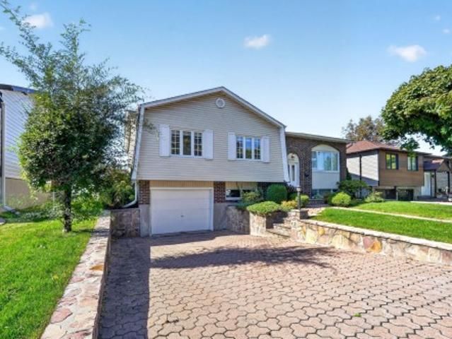 6170 Av. Bienville, Brossard, QC, J4Z 1W8 house for sale | Listing ID 18035 | Royal LePage