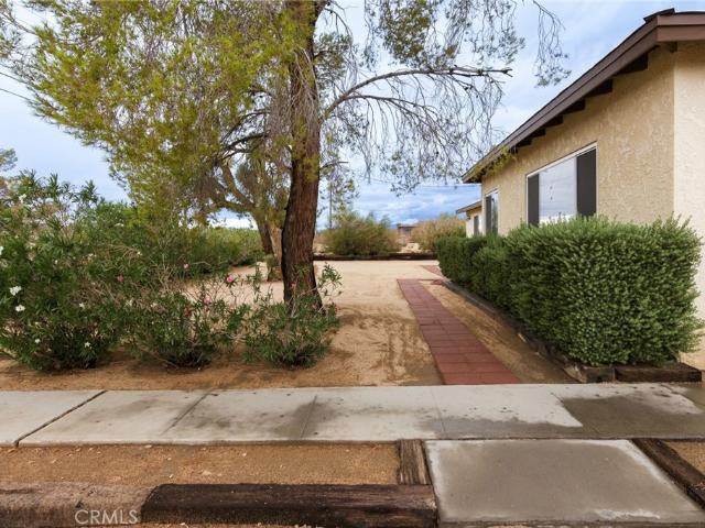 61726 Hilltop