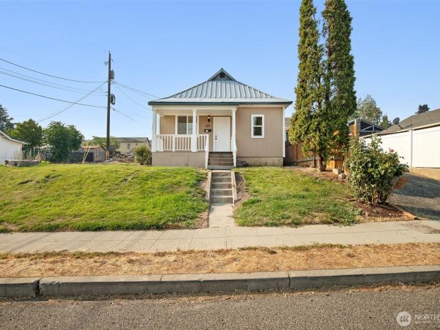 617 3rd Street