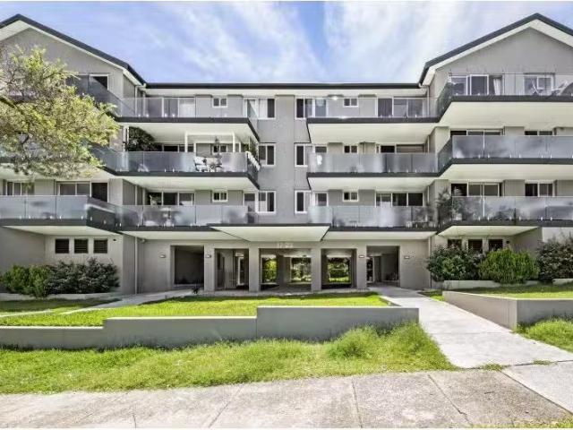 6/17 23 Wallis Parade, North Bondi Apartment for rent Listed.