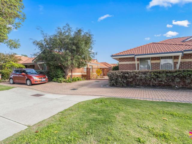 6/17 Bert Street Gosnells WA 6110