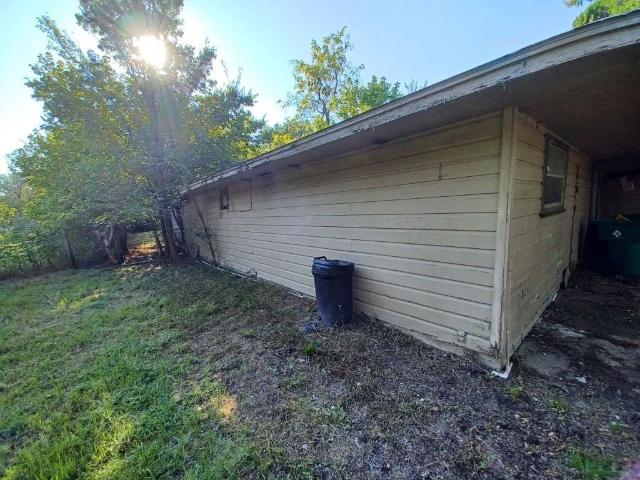 617 Grayson Street