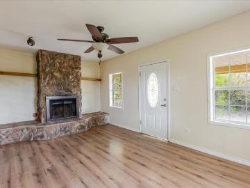 617 NW 9th Street
