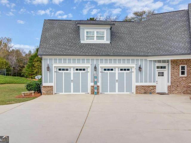 617 Skyland Drive