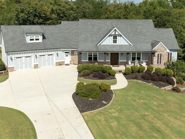 617 Skyland Drive