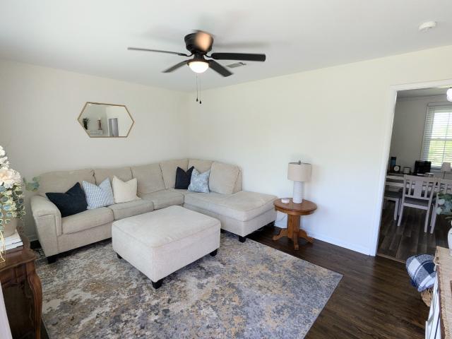 617 Skyline Dr