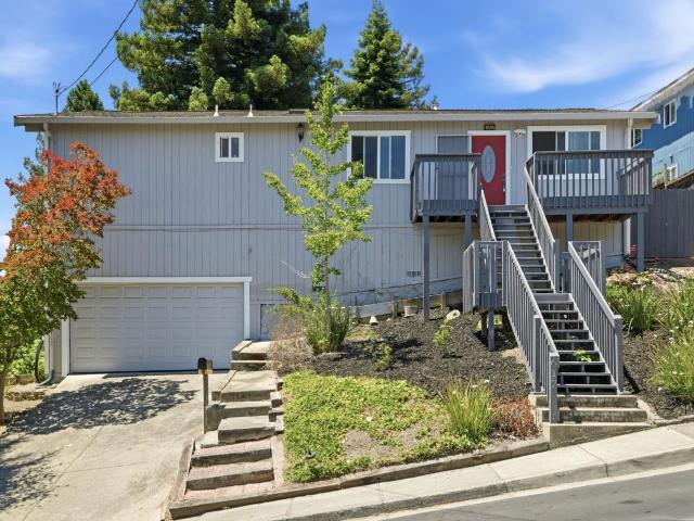 617 Pebble Drive