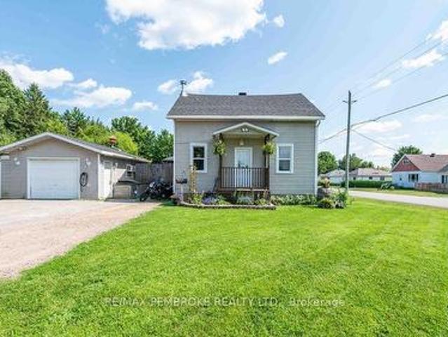 617 Third Avenue S, Laurentian Valley, ON, K8A 5H1 house for sale | Listing ID X13630 | Royal LePage