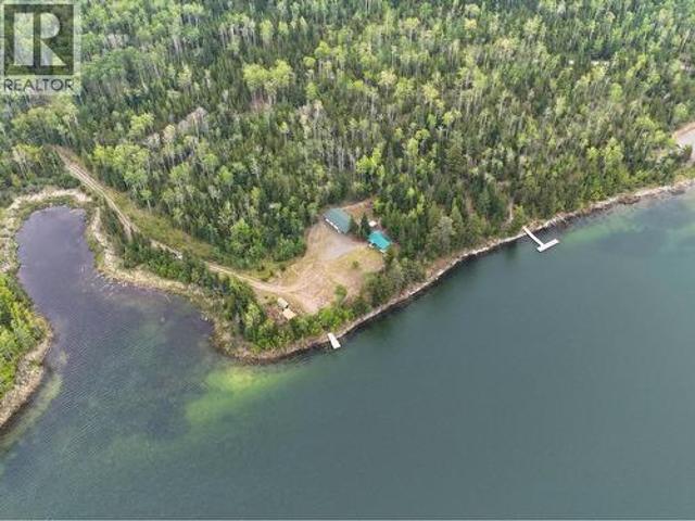 6184 Little Fort 24 Highway, Lone Butte, BC, V0K 1X0 house for sale | Listing ID R3166 | Royal LePage