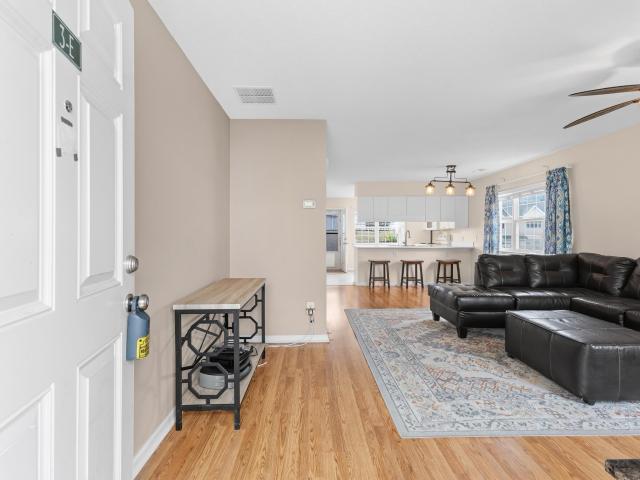 618 3rd Ave. S 3E