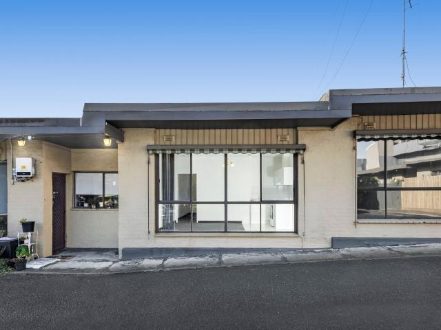 6/18 Lennon Street, Parkville