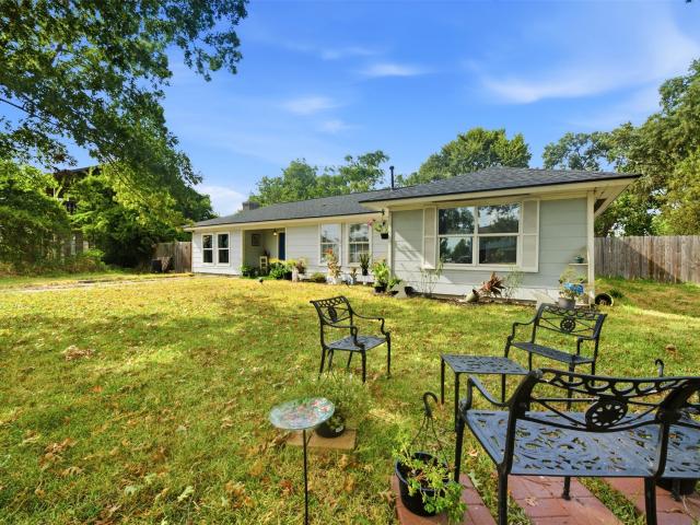 618 S Shady Lane