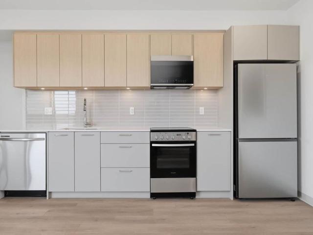 619 1529 Oxford, North Vancouver