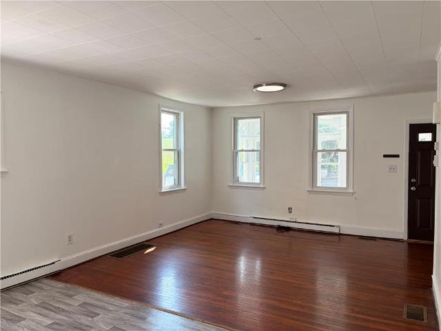 619 2nd Street 1st floor