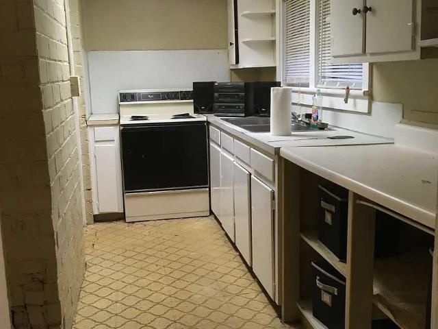 619 44th Street