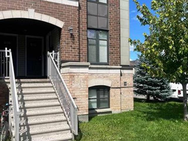 619 A Chapman Mills Drive, Ottawa, ON, K2J 5T1 townhouse for lease | Listing ID X13691 | Royal LePage