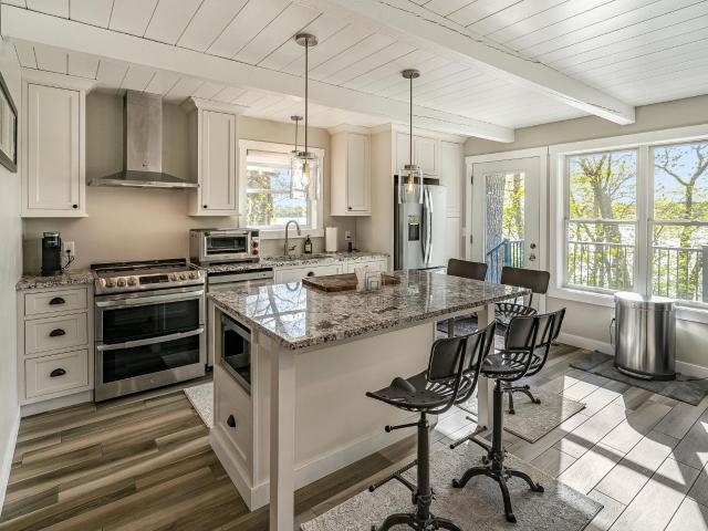 619 Nokomis Drive