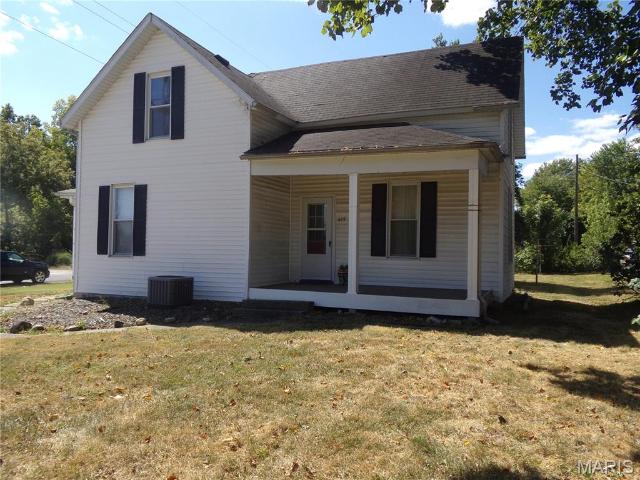 619 S 4th St, Greenville, IL 62246 | MLS #25061