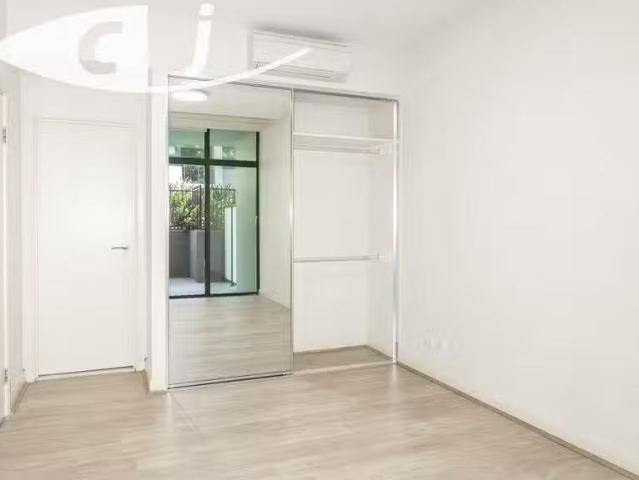 6/1 Timbrol Avenue, RHODES Apartment for rent Listed by Eveli.