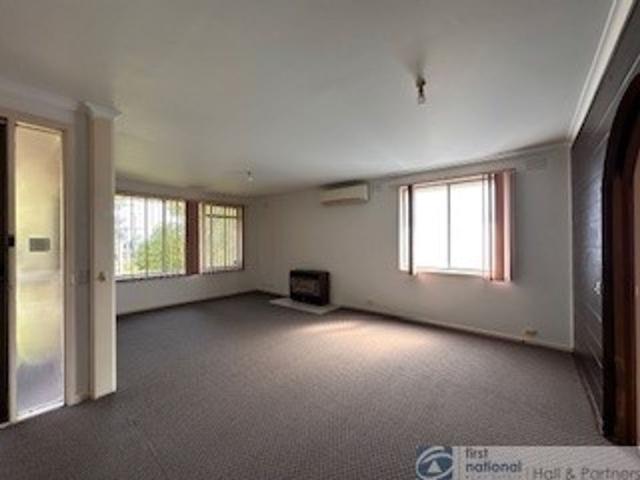 61 Tiverton Drive, Mulgrave