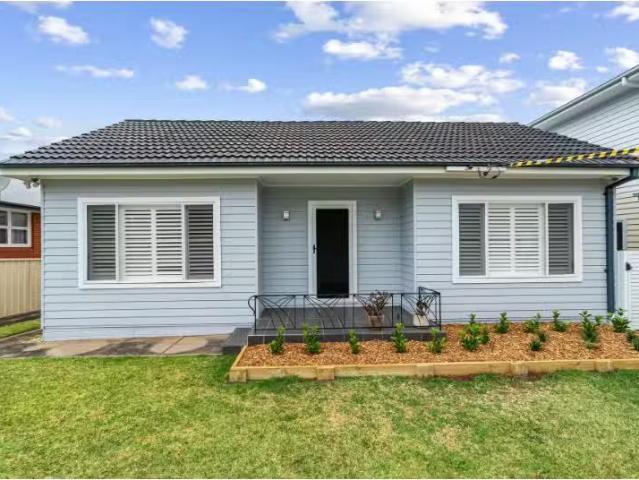 61 Towradgi Road, Towradgi House for rent Listed by Tommy Pan.