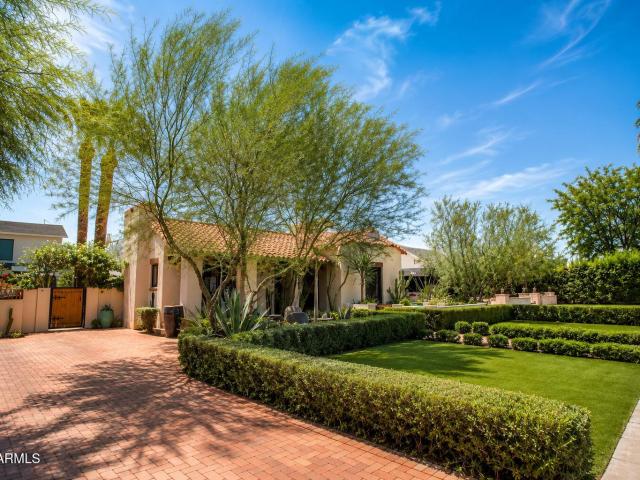61 w wilshire drive