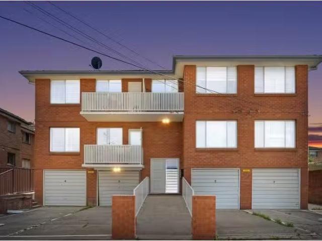 6/1 Wangee Road, Lakemba Apartment for rent Listed by Demi Gr.
