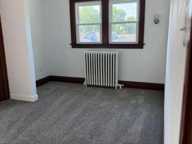 61 Woodlawn Road