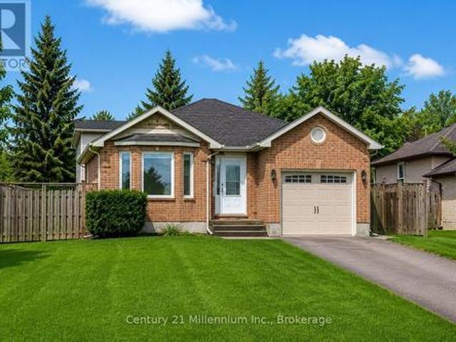 61 Albery Court, Meaford, ON, N4L 1J8 house for sale | Listing ID X13478 | Royal LePage